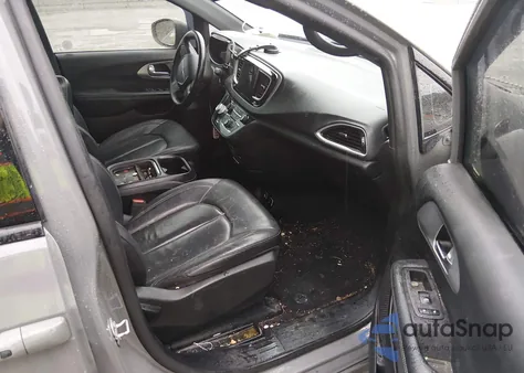 2020 Chrysler Pacifica Touring L z USA, uszkodzony, nr VIN 2C4RC1BG7LR273106